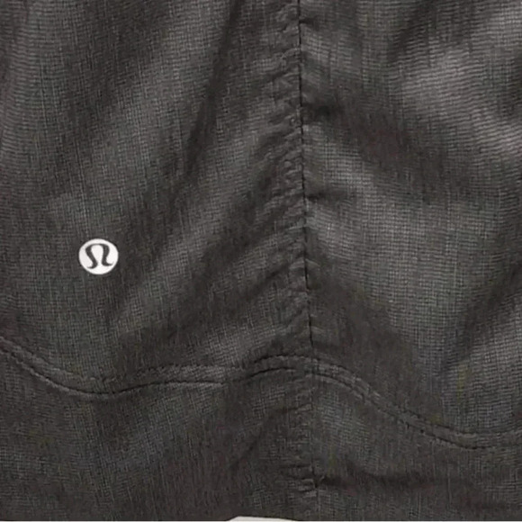 Lululemon Athletica Women Charcoal Gray Hooded Insulated Parka Jacket Sz Medium - Picture 6 of 6